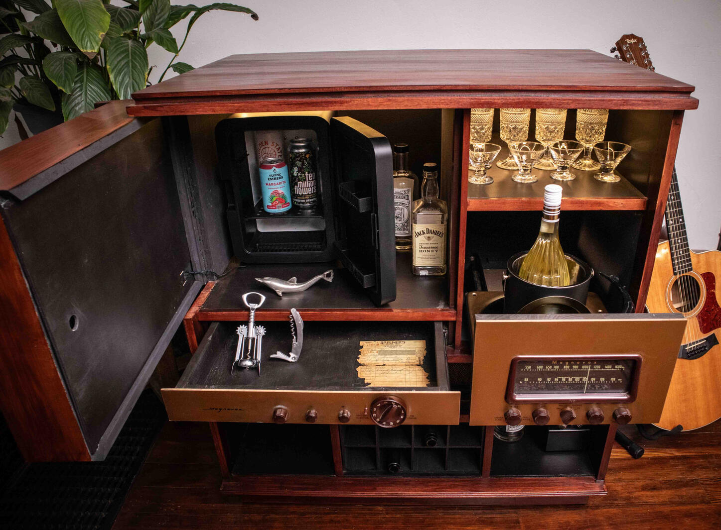 Mini-fridge &amp; Tablet Access